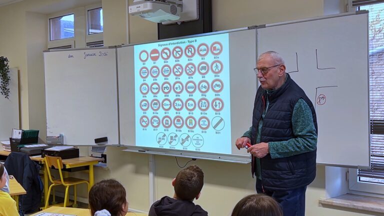 En route pour adopter les bonnes habitudes à pied et à vélo