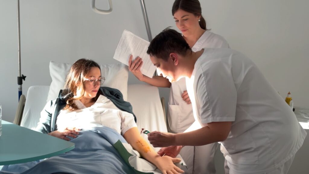 Devenir infirmier : de nouvelles places de formation sur parcoursup ?