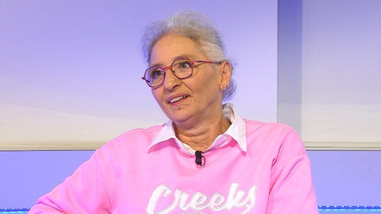 Des milliers d’élastiques pour un record du monde