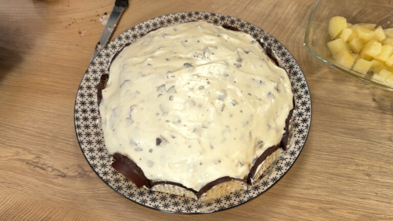 Enfilez vos tabliers ! : un gâteau aux têtes choco